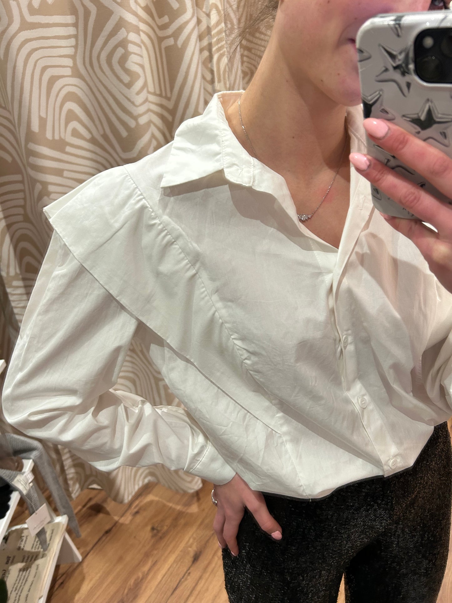 Chemise épaulette