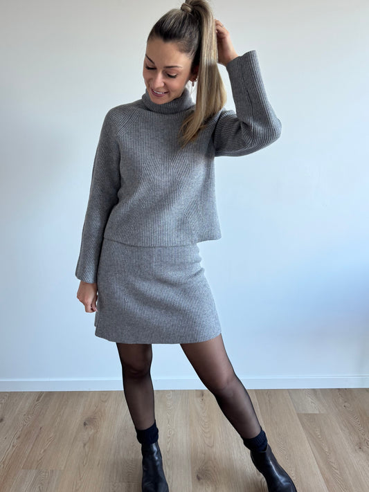 Pull col roulé gris OBJVIOLA