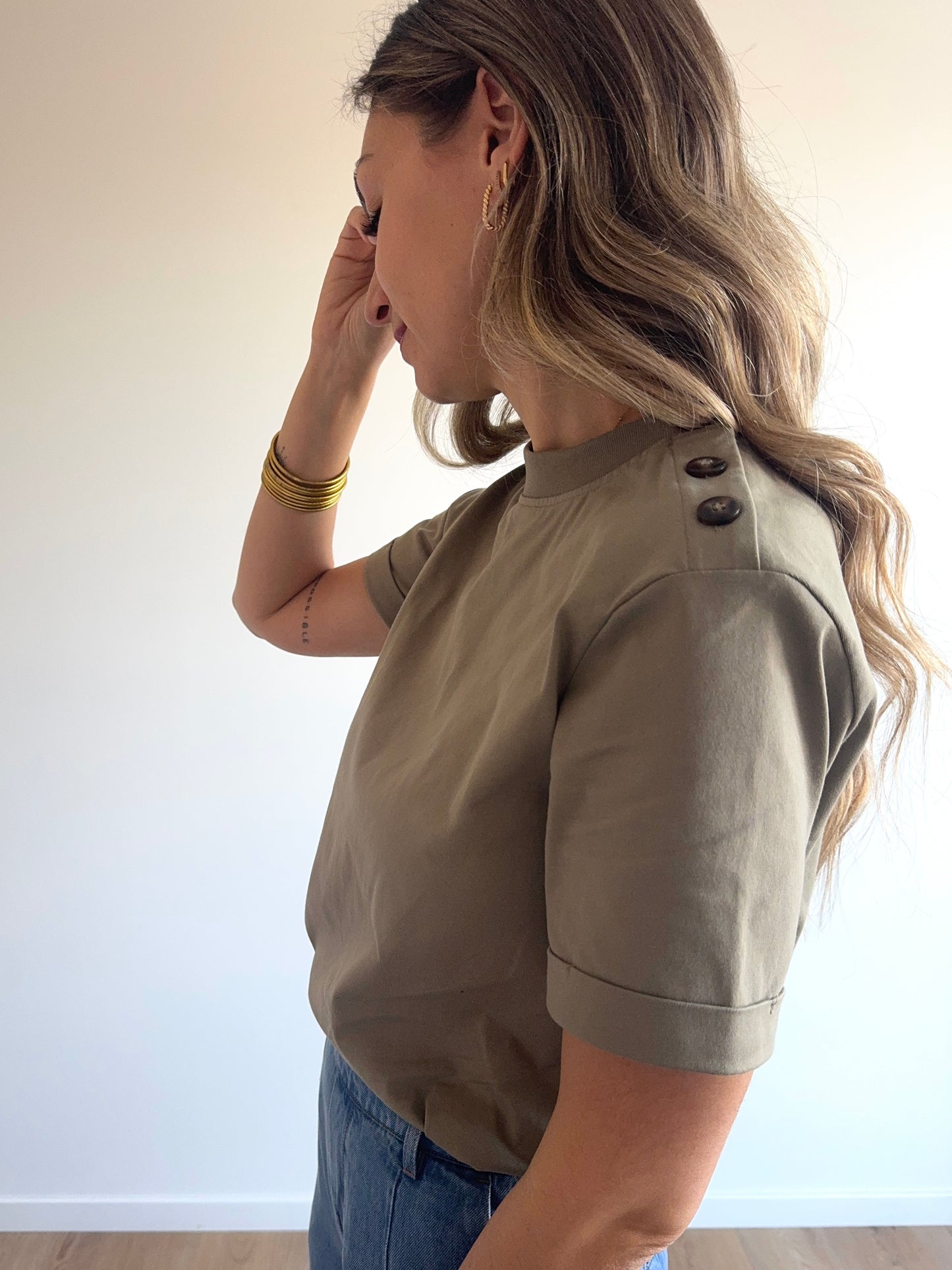 T-shirt Betty Kaki