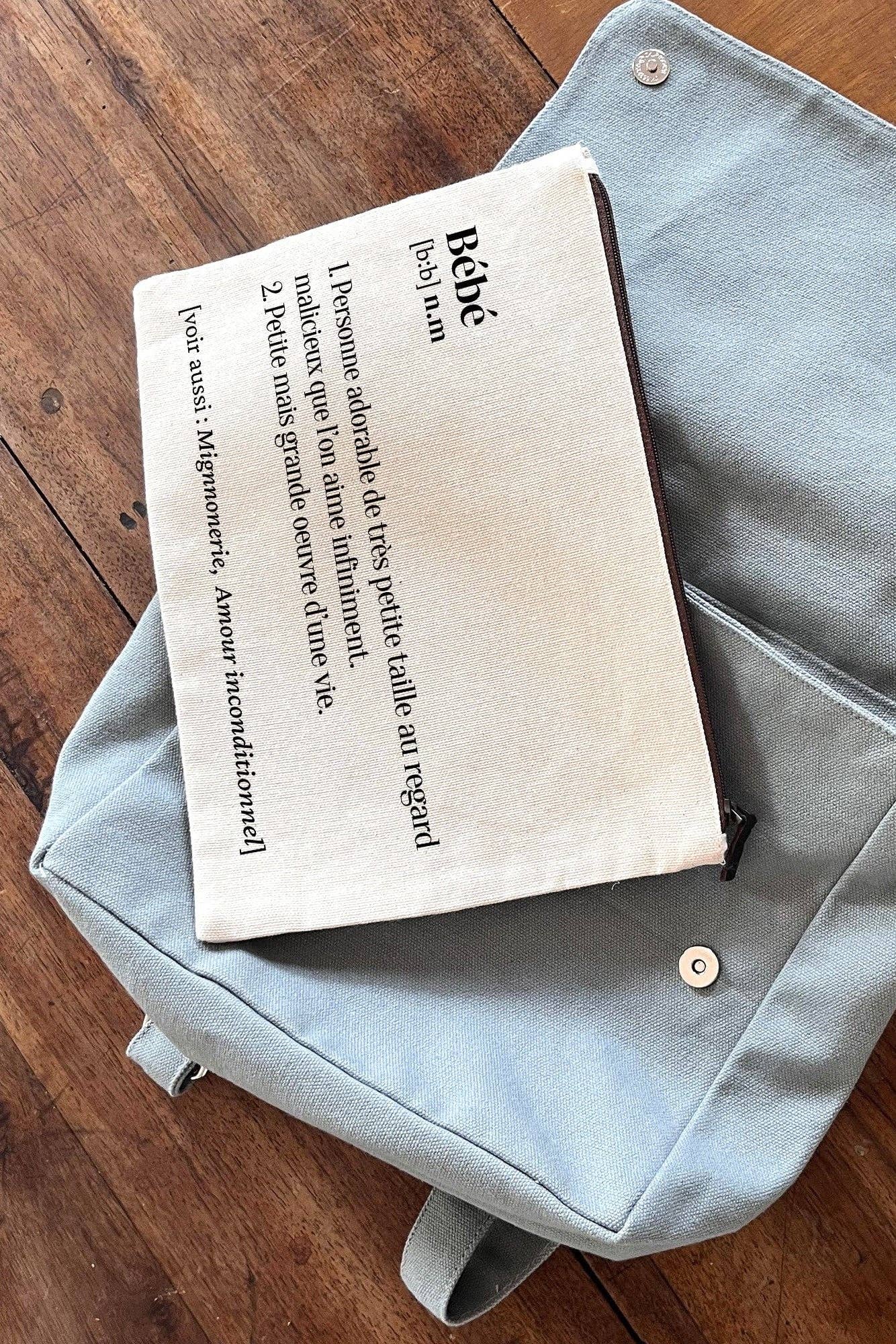 Grande trousse définition Bébé