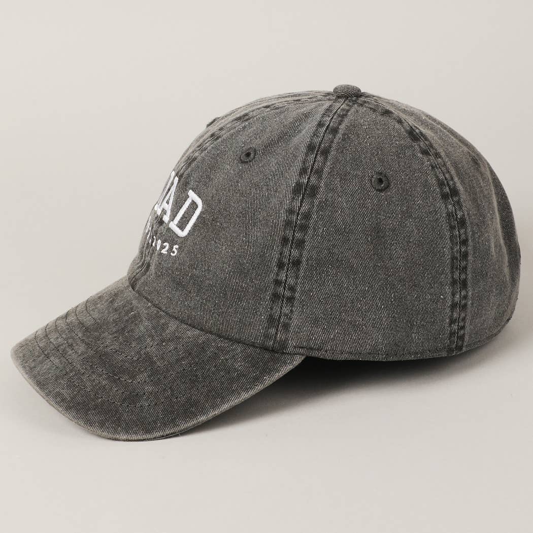Casquette de baseball brodée « DAD EST.2025 »