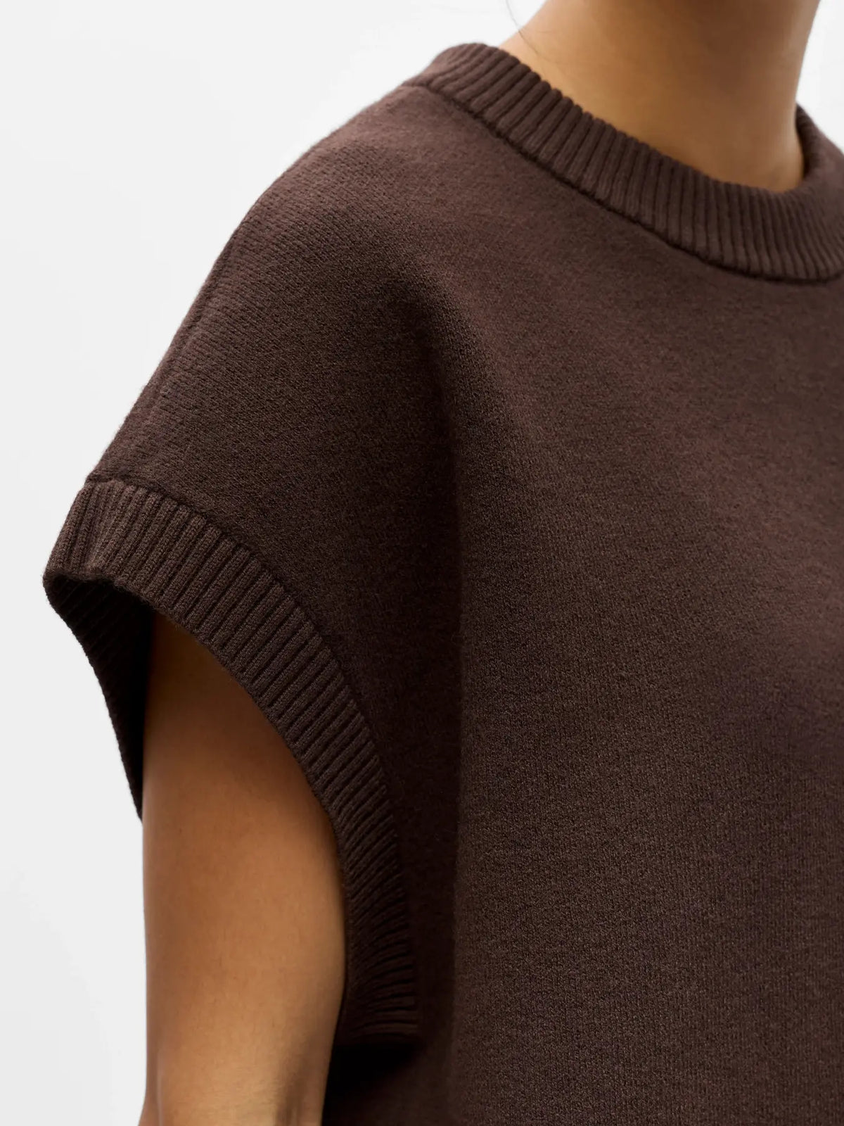 Pull Itone Seal Brown