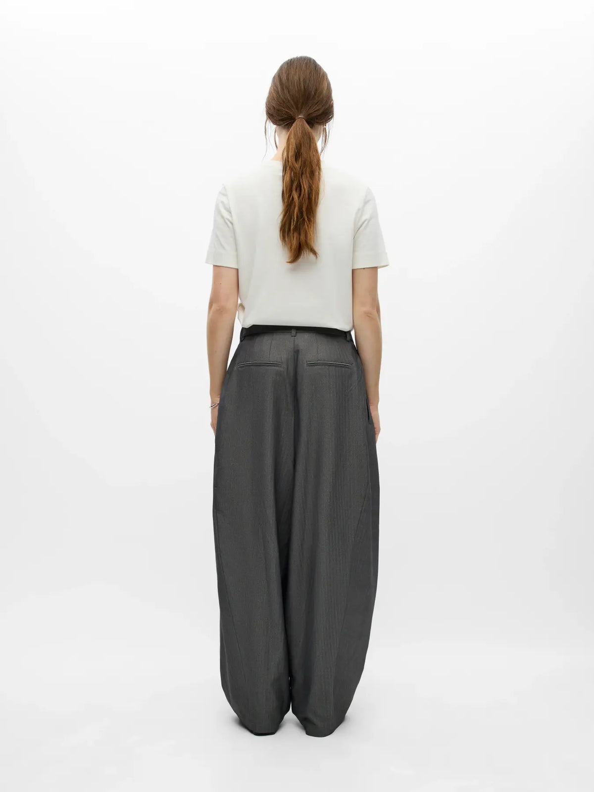 Pantalon Noami gris anthracite à rayures