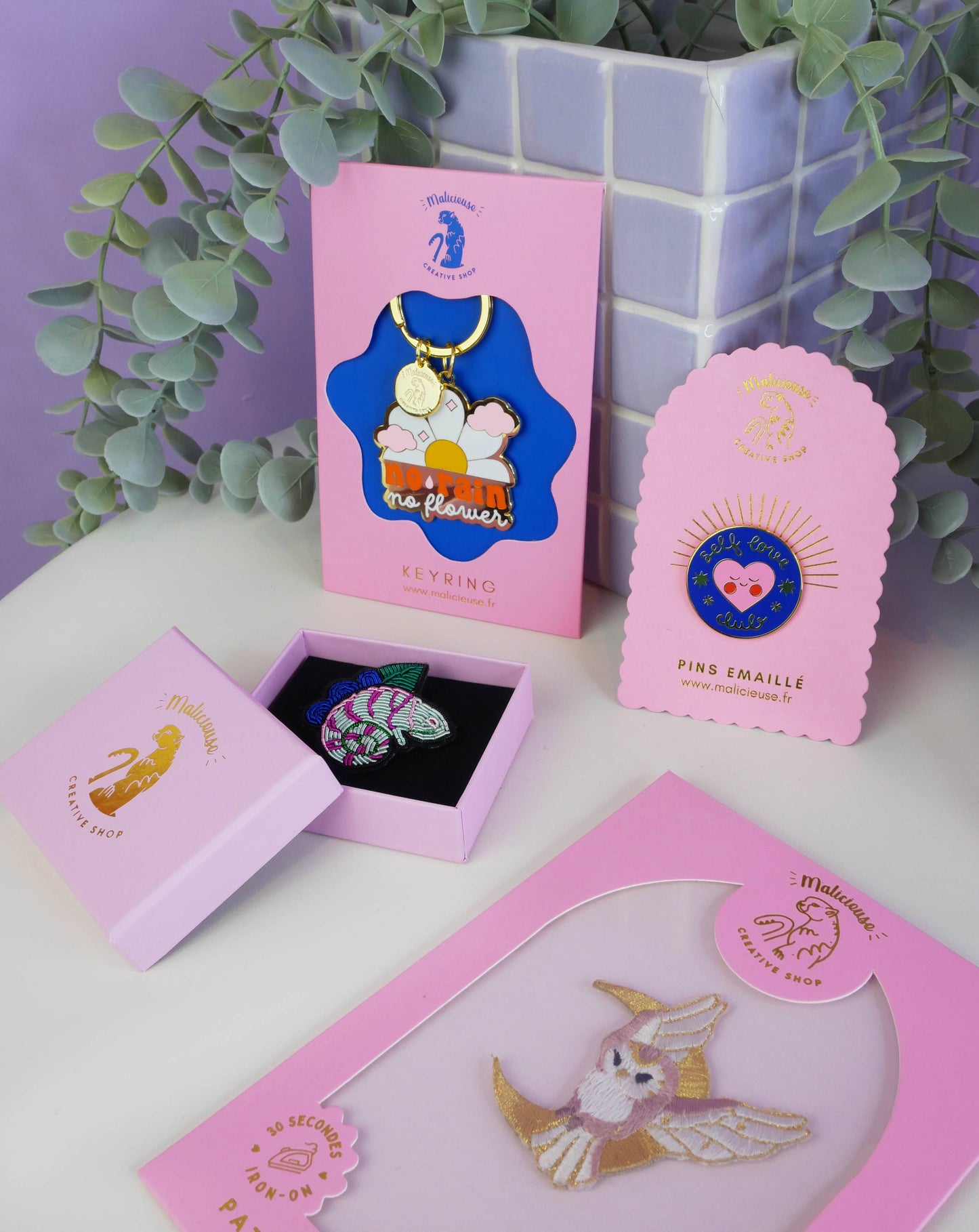 Pin'S Self Love Club