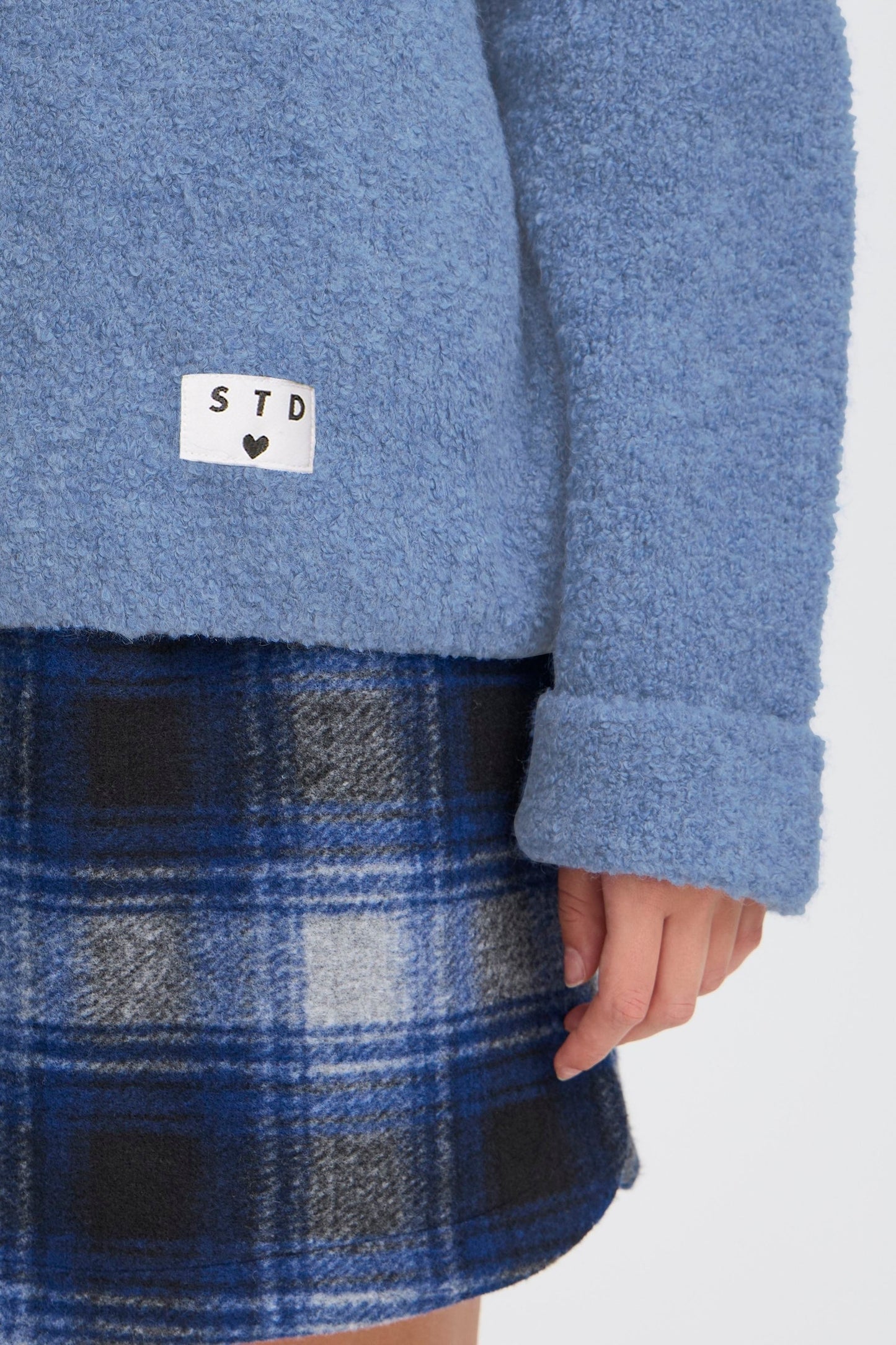 Pull bleu STD IHBLARISA