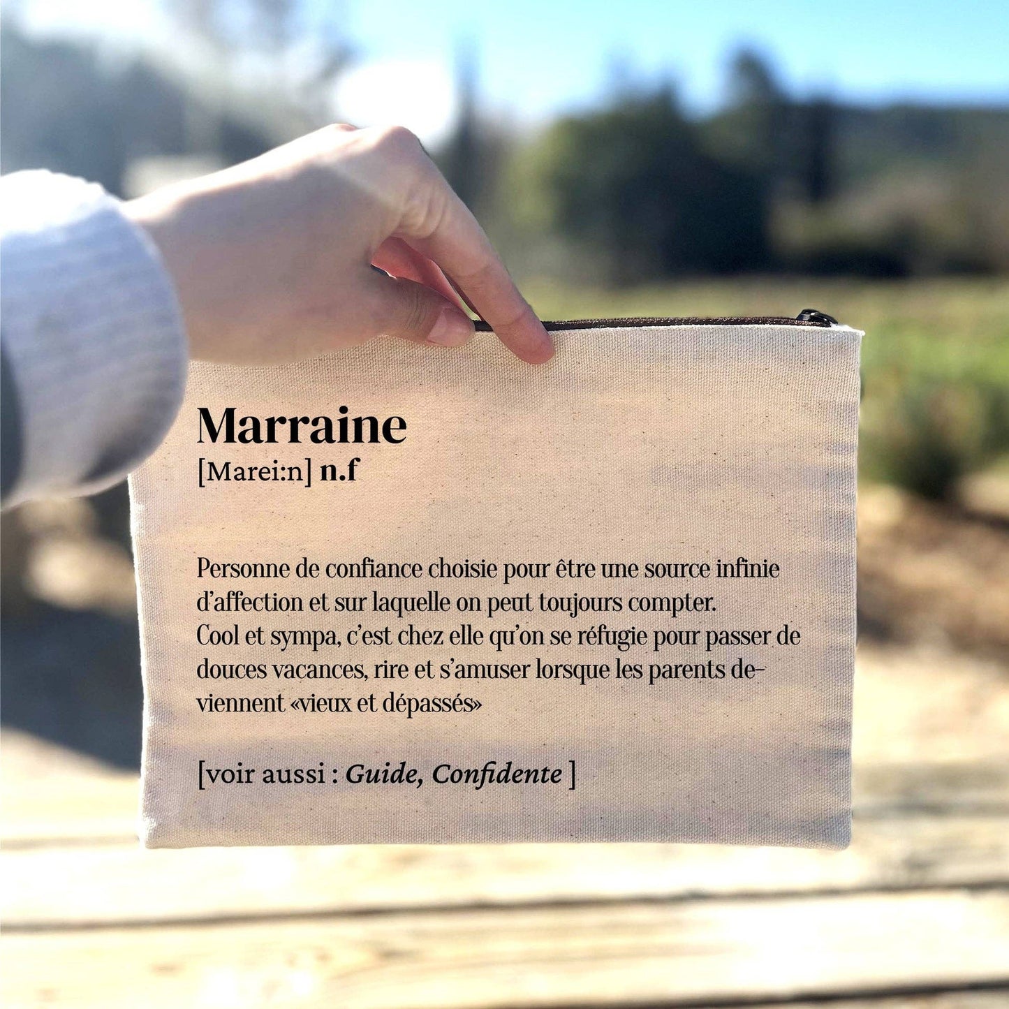 Grande trousse définition Marraine