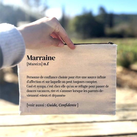 Grande trousse définition Marraine