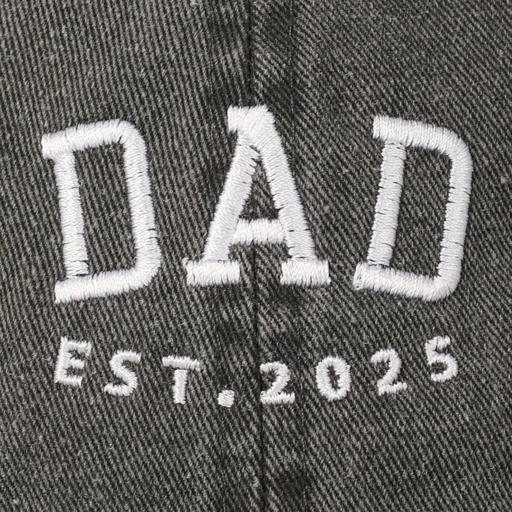 Casquette de baseball brodée « DAD EST.2025 »
