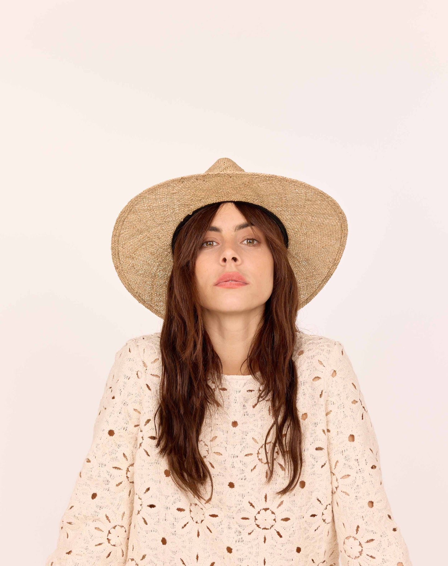 CHAPEAU PAILLE BRODÉ OLIVE BORDS LARGES SOMBRERO