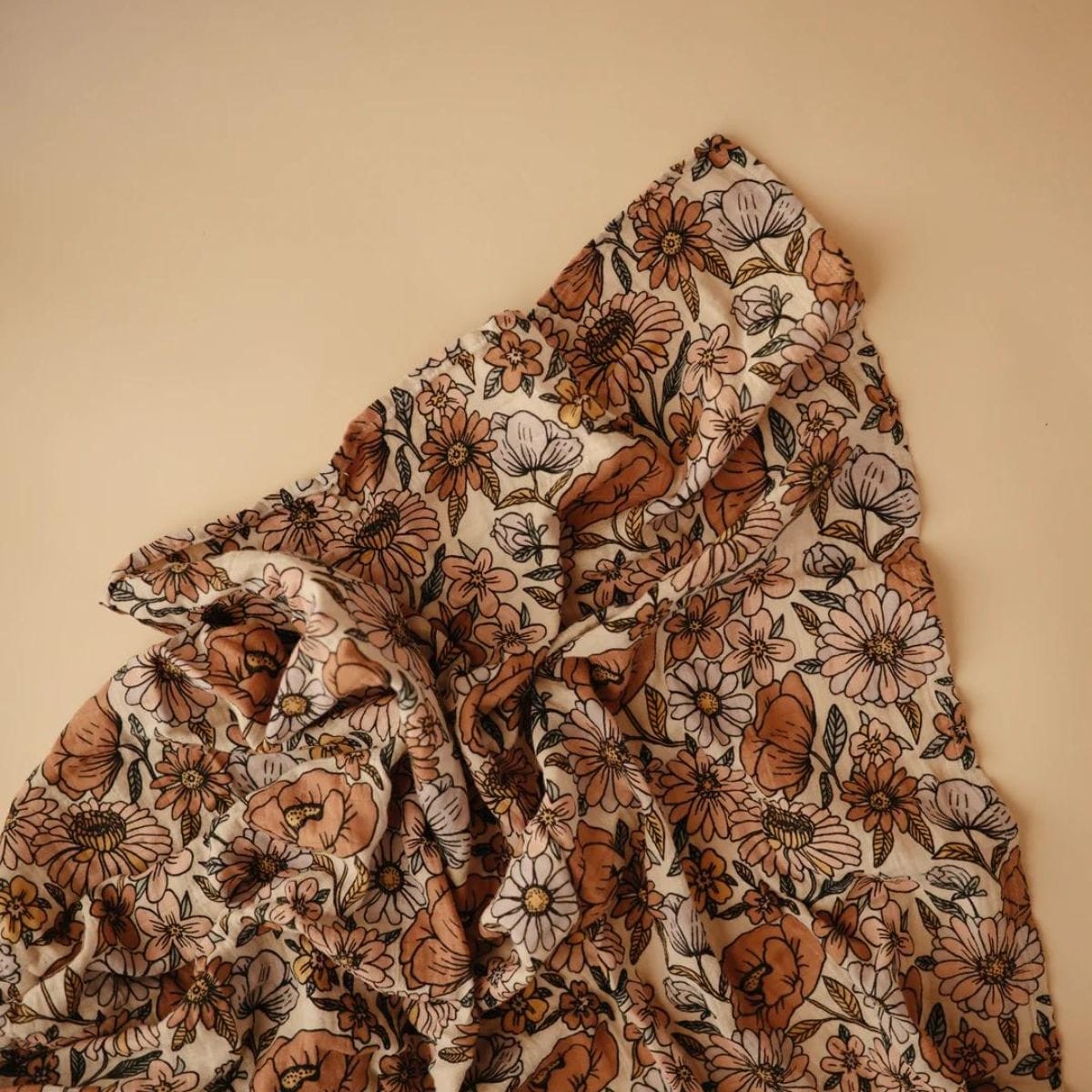 Grand lange BIO Retro Flowers 120x120cm